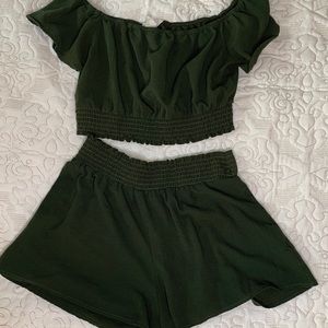 Green top and bottom set